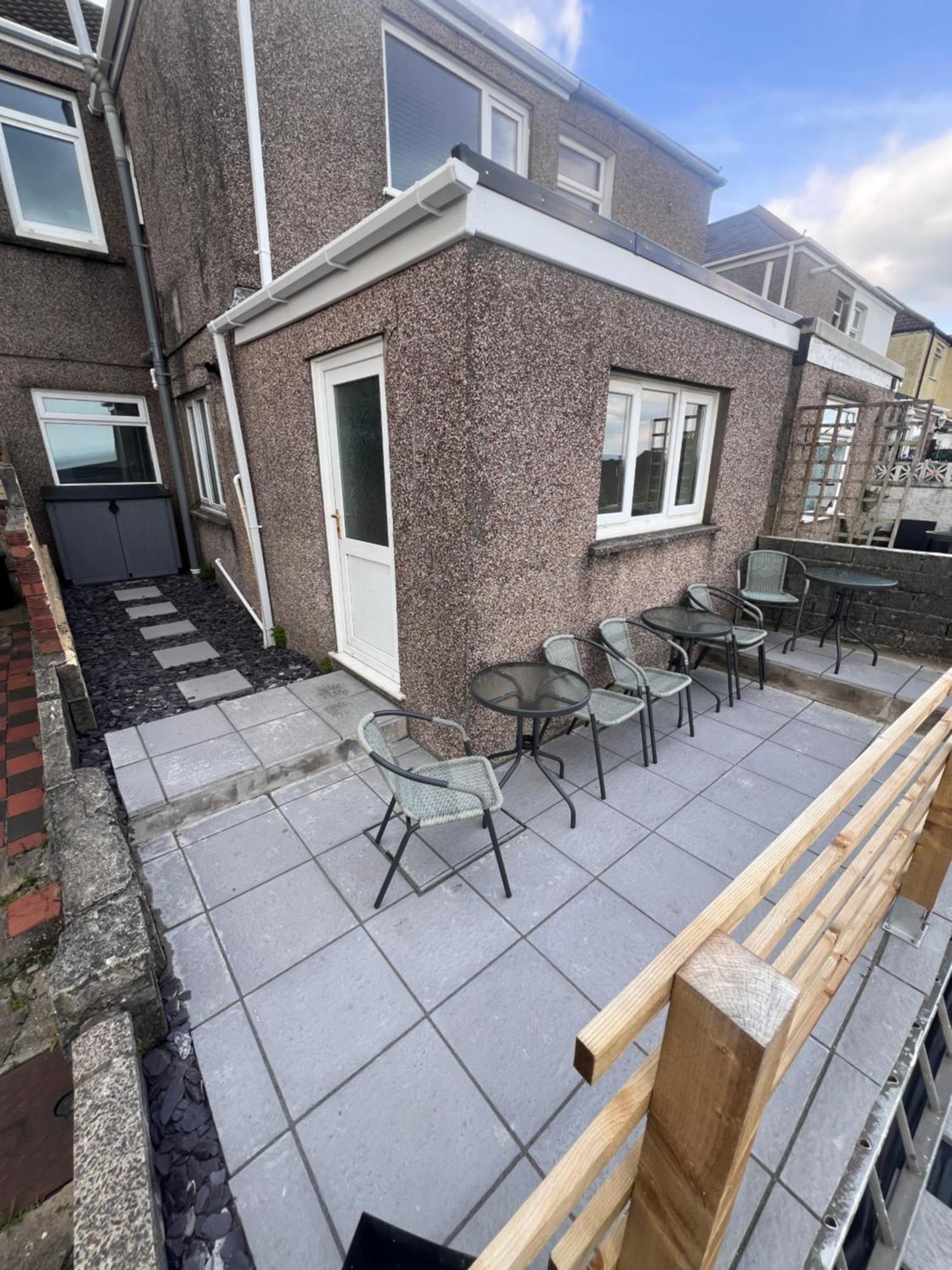 The 145 House In Centre, Train, Beach, Mumbles, Gower Apartment Swansea